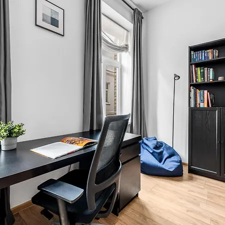 Apartament Spacious And Bright Lukiskiu Square *