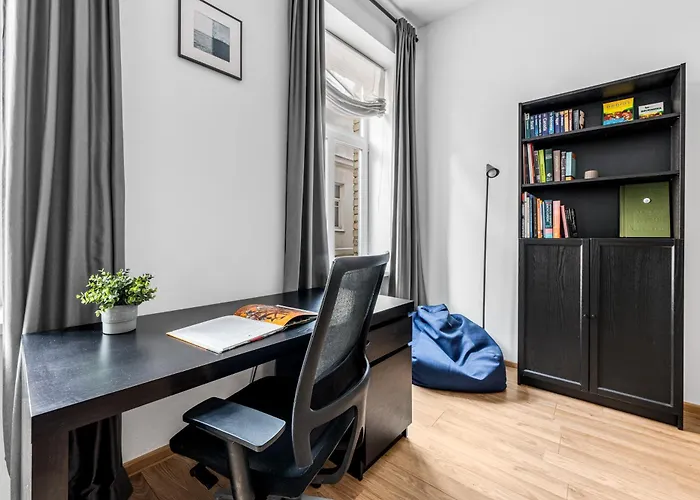 Apartment Spacious And Bright Lukiskiu Square *