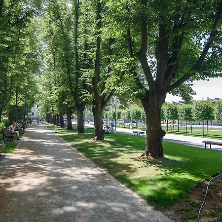 Spacious And Bright Lukiskiu Square Вильнюс